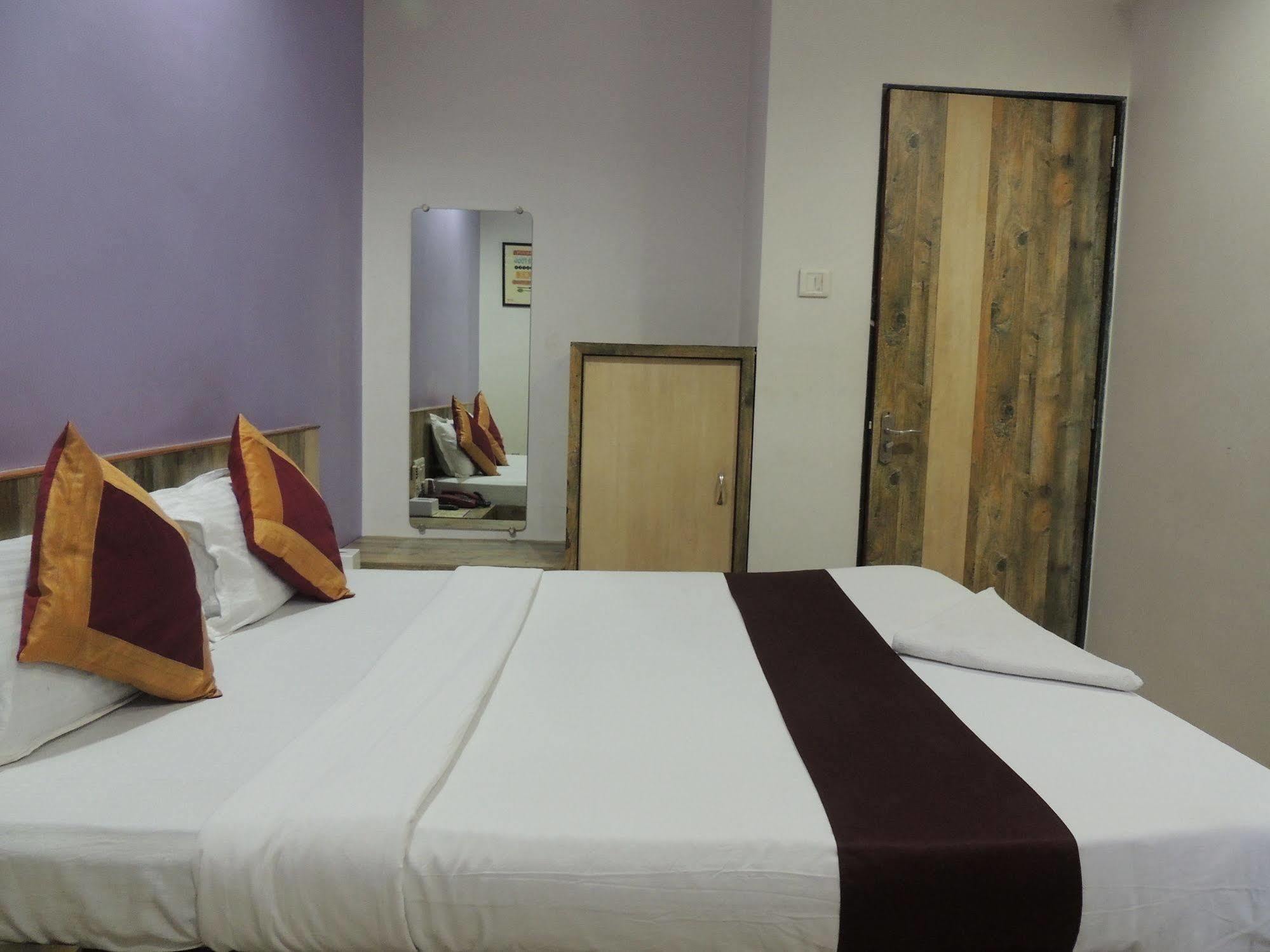 Fabhotel Galaxy Suite Mumbai Kültér fotó