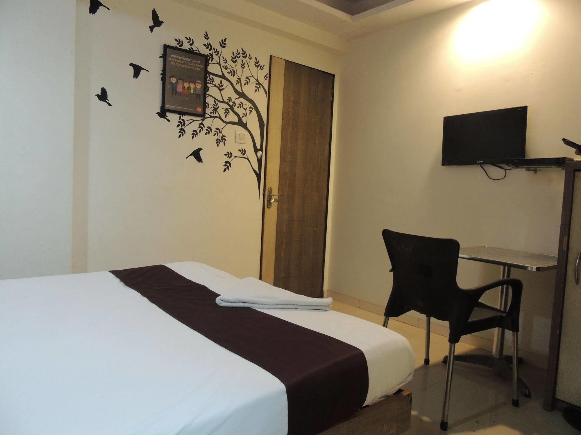 Fabhotel Galaxy Suite Mumbai Kültér fotó